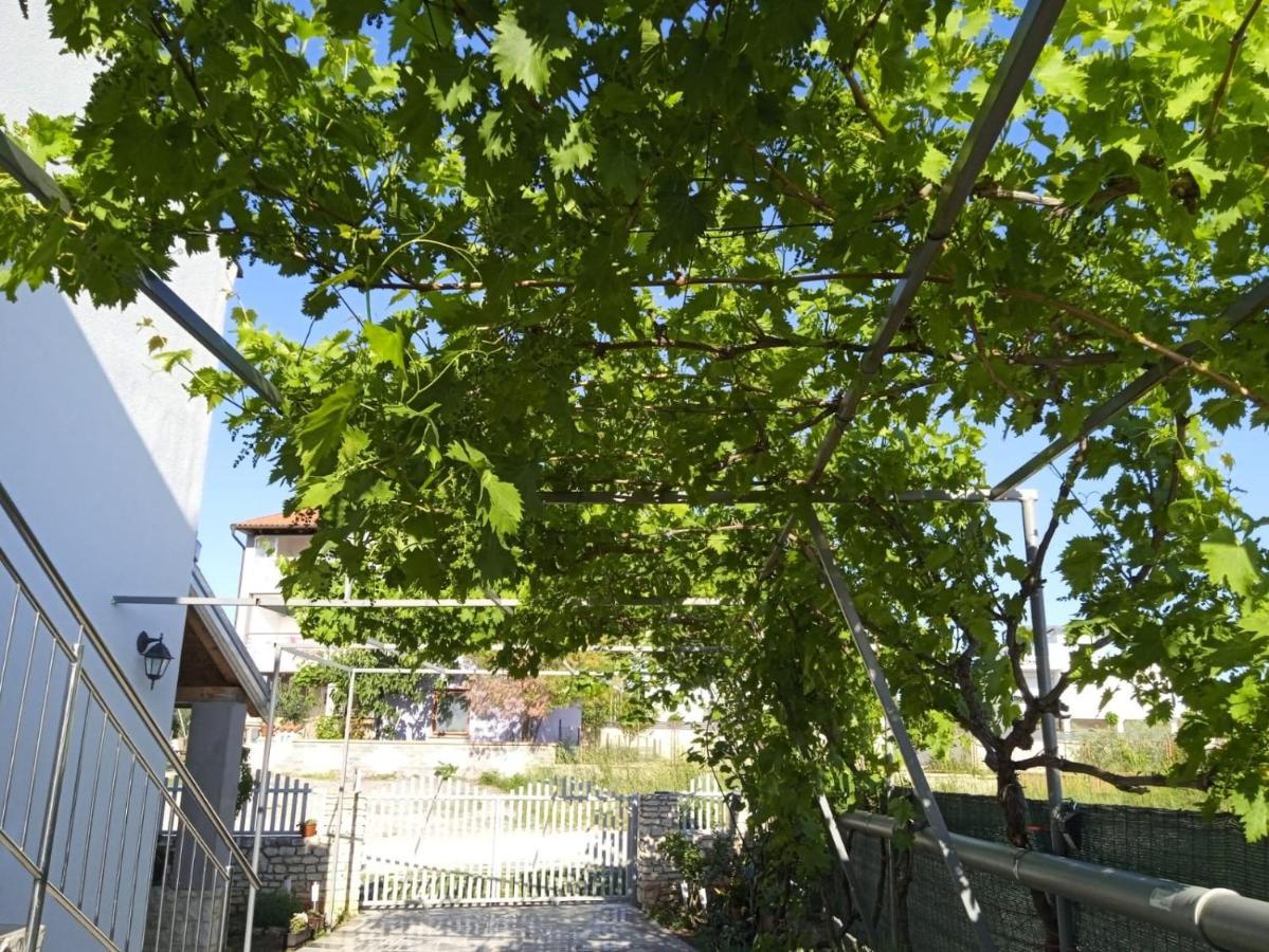 Apartman Josipa Peroj Εξωτερικό φωτογραφία